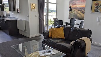 Immaculate 1-bed Apartment in Merthyr Tydfil