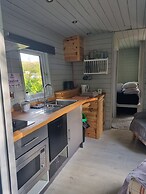 Glamping Hut - Riverside 6