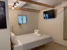 Maya Guest House-GermanColony&BahaiGardn