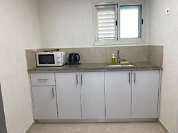 Maya Guest House-GermanColony&BahaiGardn