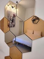 Maya Guest House-GermanColony&BahaiGardn