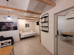 Maya Guest House-GermanColony&BahaiGardn