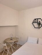 Maya Guest House-GermanColony&BahaiGardn