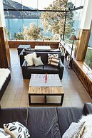 Mascardi Park Lodge & Hotel