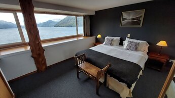 Mascardi Park Lodge & Hotel