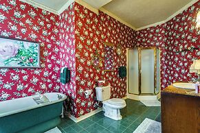 Four Winds Victorian Venue & Suites