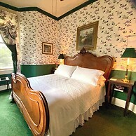 Four Winds Victorian Venue & Suites