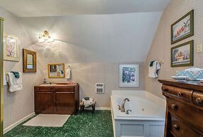 Four Winds Victorian Venue & Suites