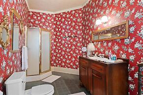 Four Winds Victorian Venue & Suites