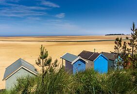 HOVELL HALL  Country B&B