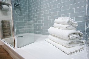 HOVELL HALL  Country B&B