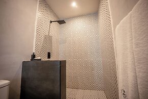 Bora Boutique - Adults Only