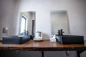 Bora Boutique - Adults Only