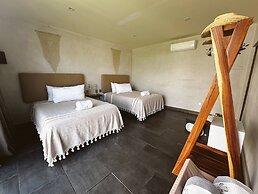 Bora Boutique - Adults Only