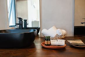 Bora Boutique - Adults Only