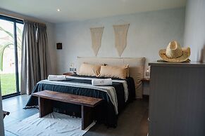 Bora Boutique - Adults Only