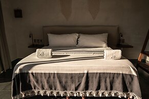 Bora Boutique - Adults Only