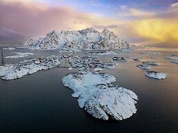 Henningsvær Rorbuer