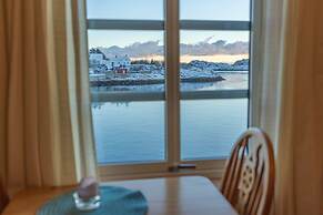 Henningsvær Rorbuer