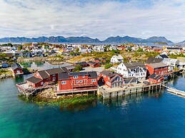 Henningsvær Rorbuer