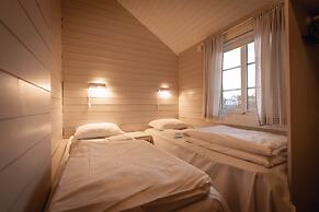 Henningsvær Rorbuer