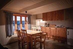 Henningsvær Rorbuer