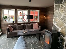 Henningsvær Rorbuer