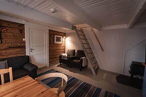 Henningsvær Rorbuer