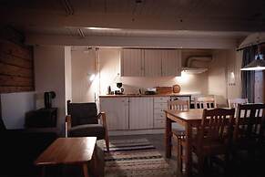 Henningsvær Rorbuer