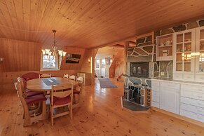 Henningsvær Rorbuer