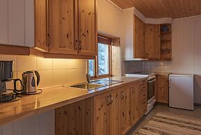 Henningsvær Rorbuer