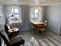 Henningsvær Rorbuer