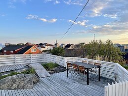 Henningsvær Rorbuer