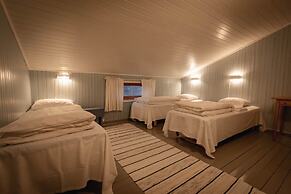 Henningsvær Rorbuer