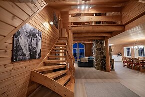 Henningsvær Rorbuer