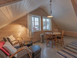 Henningsvær Rorbuer