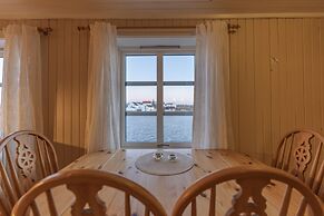 Henningsvær Rorbuer