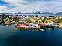 Henningsvær Rorbuer