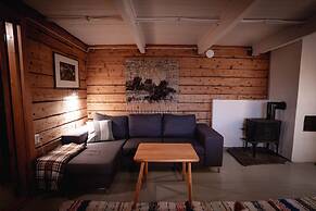 Henningsvær Rorbuer