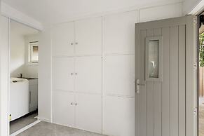 Lakeview Escape with spa - sauna - patio