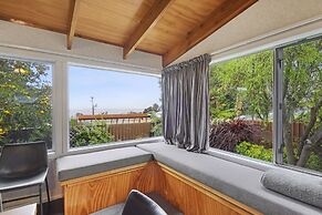 Lakeview Escape with spa - sauna - patio