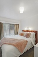 Lakeview Escape with spa - sauna - patio