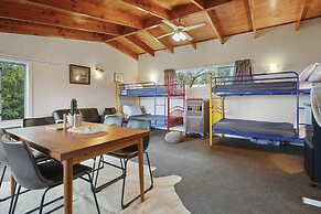 Lakeview Escape with spa - sauna - patio