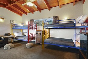 Lakeview Escape with spa - sauna - patio