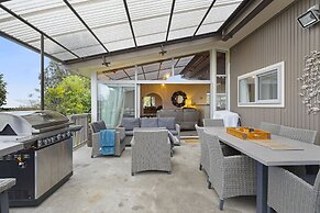 Lakeview Escape with spa - sauna - patio