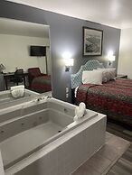 Greenwoods Inn & Suites