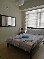 HENRY & ADICHE  EMPERADOR BUILDING