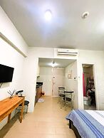 HENRY & ADICHE  EMPERADOR BUILDING