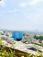 HENRY & ADICHE  EMPERADOR BUILDING