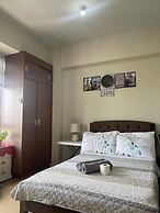 HENRY & ADICHE  EMPERADOR BUILDING